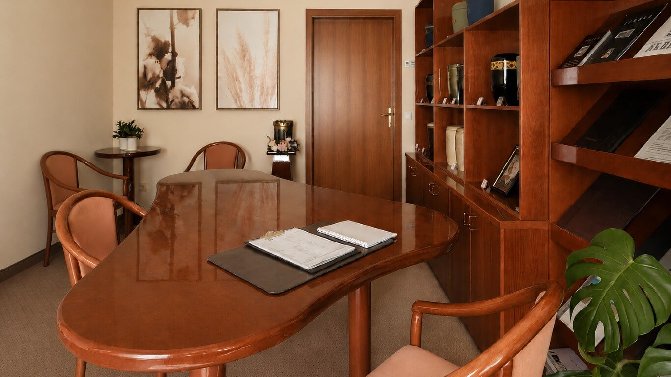 image of the clinic reception area (for a veterinary clinic)